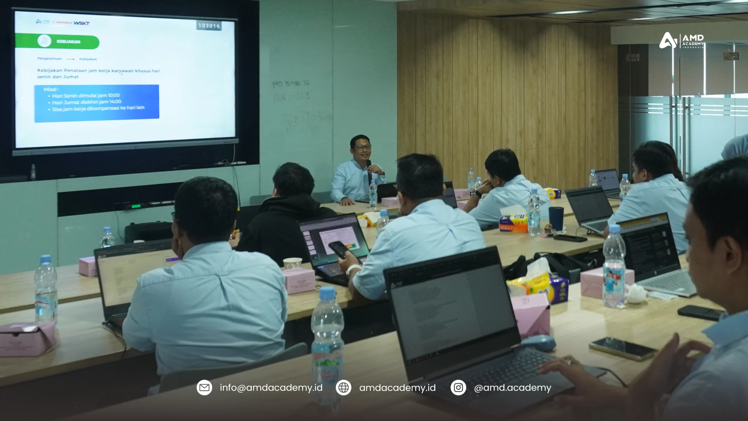 Pelatihan Data Science AMD Academy